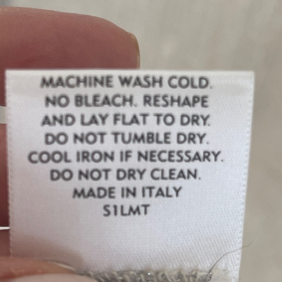 Eileen Fisher Linen Gauze Metallic Scarf NWOT - Picture 4 of 6